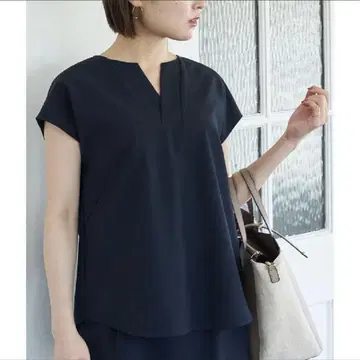 로페피크닉 린넨 느낌의 키넥 블라우스 테이퍼드 팬츠 셋업
