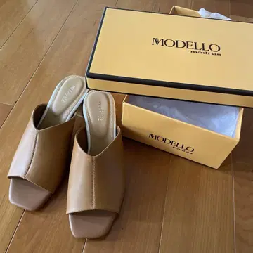 새상품 MODELLO 천연 가죽 뮬 23.5