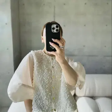새상품급 GIRLISH St.cecilia 리버튼 자켓 아이보리