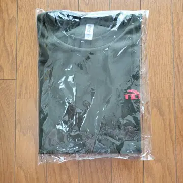 올리브색 무지 반팔 티셔츠 미개봉