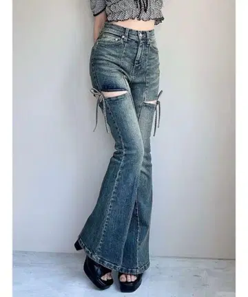 RESEXXY 컷 아웃 리본 데님 팬츠