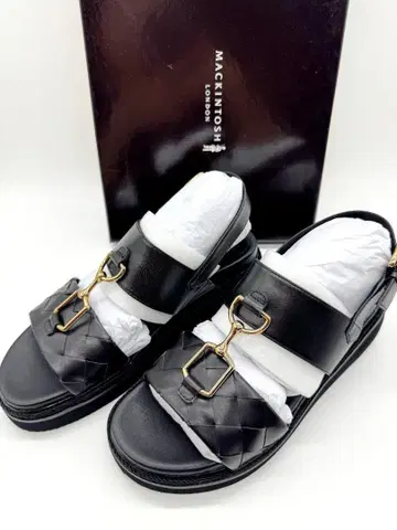 새상품 매킨토시 스트랩 샌들 블랙 24cm