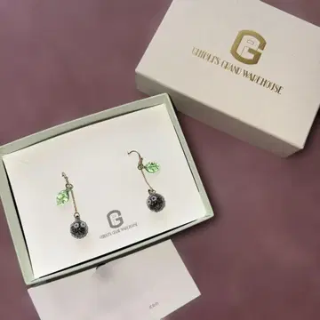 지브리 파크 지브리의 대창고 맥로쿠로스케 귀걸이
