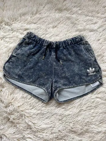 아디다스 오리지널스 숏 팬츠 XS