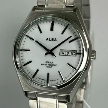 미사용품 SEIKO 세이코 ALBA 솔라 시계 심플한 디자인