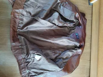 브라운 가죽 자켓