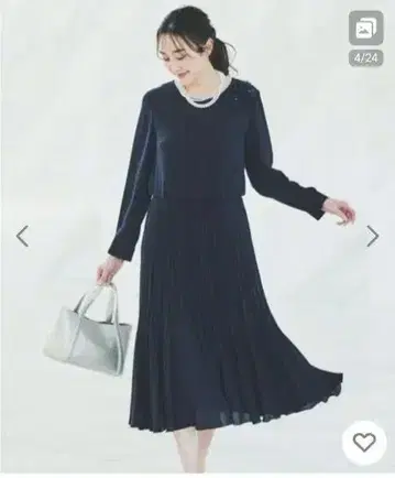 네이비 플리츠 디자인 롱 원피스