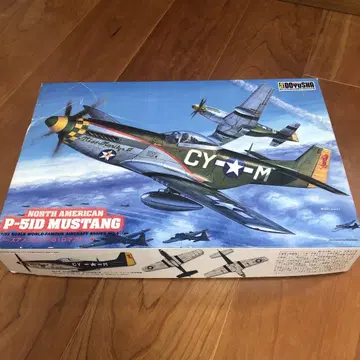 하자품 미조립 전투기 P-51D Mustang 1/32