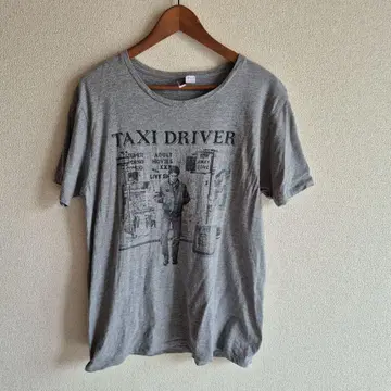 TAXI DRIVER 티셔츠 그레이