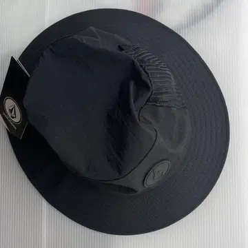 VOLCOM 블랙 버킷 햇 M/S