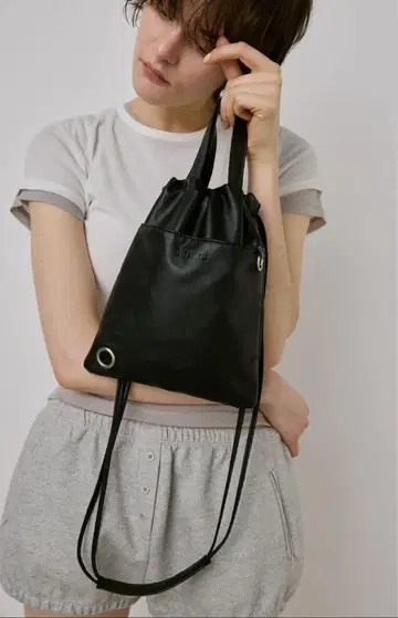 un/neu 아웃 포켓 복조리 미니 숄더백