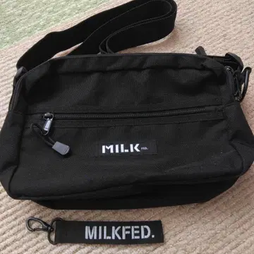 MILKFED. 밀크 페도 숄더백