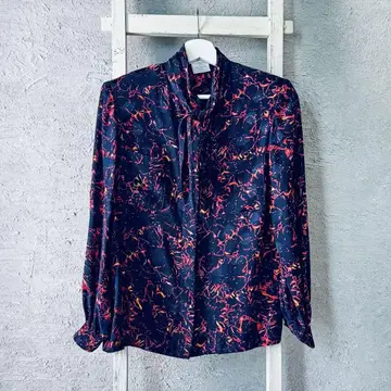 빈티지 스위스 실크 Marguerite Thurshy 블라우스