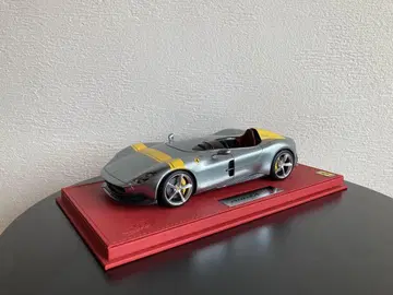 BBR 1/18 페라리 모나자 SP1 메탈 그레이