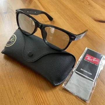 Ray-Ban RB 2132-F NEW WAYFARER 블랙 케이스 포함