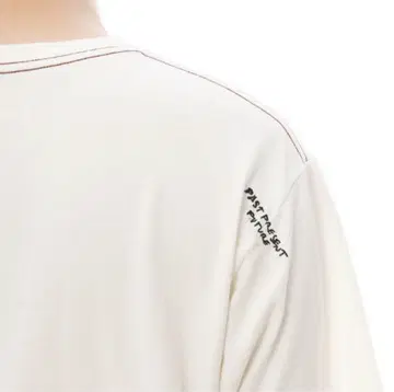 미사용 새상품 RVCA 루카 레드 스티치 티셔츠