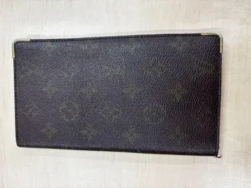 다크 브라운 가죽 접이식 지갑