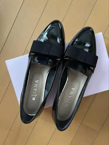 다이애나 플랫 슈즈 리본 포함 24.5cm 블랙 에나멜