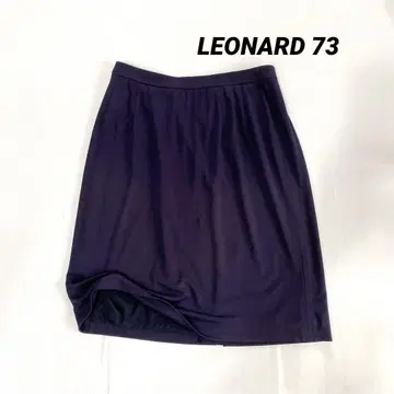 LEONARD 레오나르 네이비 턱이 있는 타이트 스커트 73