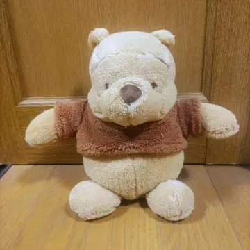 곰돌이 푸 봉제 인형