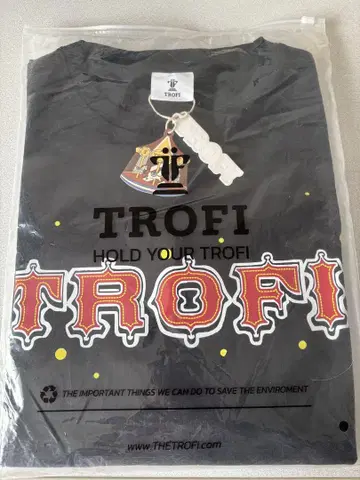 fortpeat TROFI CIRCUS 티셔츠