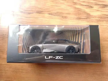 2025 제121회 도요타 주주총회 기념품 Lexus LF-ZC 미니카