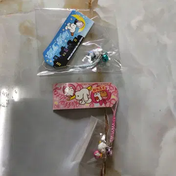헬로키티 스트랩 황새 2개