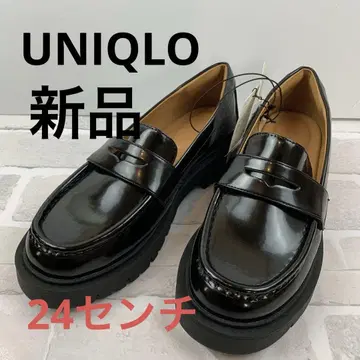 택 포함 새상품 유니클로 네이비 느낌 터치 로퍼 24cm