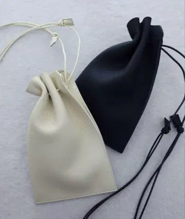 이티 허리 키치쿠 포치 M