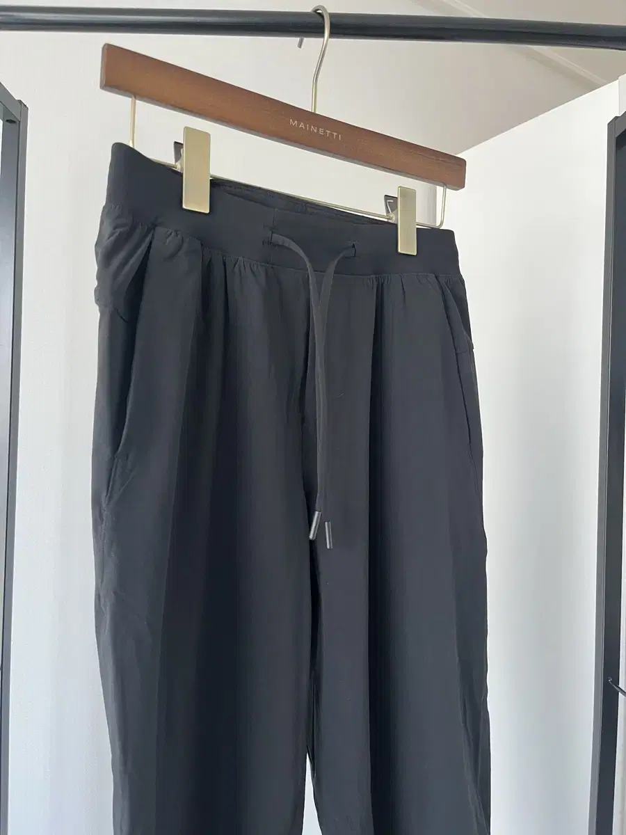 Lululemon Xero'd In Pants XS