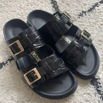 BIRKENSTOCK 유나이티드 애로우즈