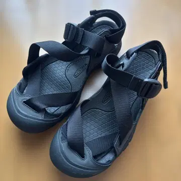 KEEN ZERRAPORT II 킨 제라포트 블랙 26.5cm