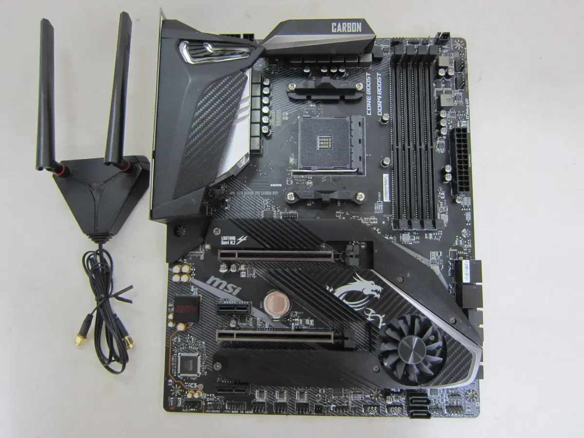 [AM4 Socket] MSI MPG X570 Gaming Pro Carbon WiFi