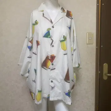 Unrelaxing 칵테일 패턴 반팔 셔츠