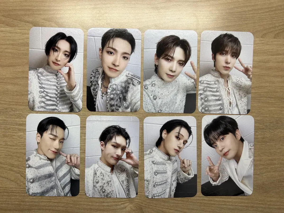 Ateez KCON Germany kcon poca wts hong seonghwa yunho yeosang san mingi wooyoung jongho