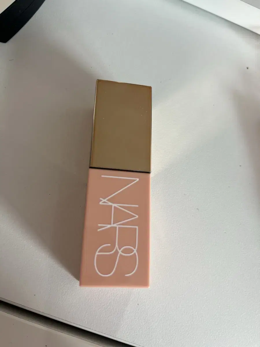 Nars Afterglow Blush Behave