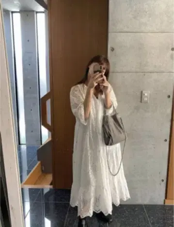 몽가타 코튼 레이스 원피스