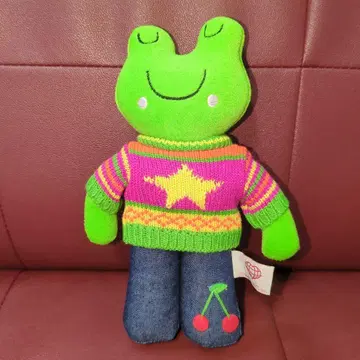 배기 청바지 개구리 봉제 인형