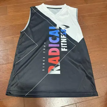 RADICAL FITNESS 탱크탑 S 사이즈