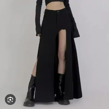 택 포함 새상품 MOONLET STUDIO 슬릿 변형 롱 스커트