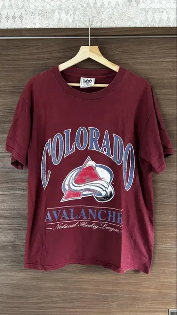 Lee Sport Colorado Avalanche 티셔츠 M 사이즈