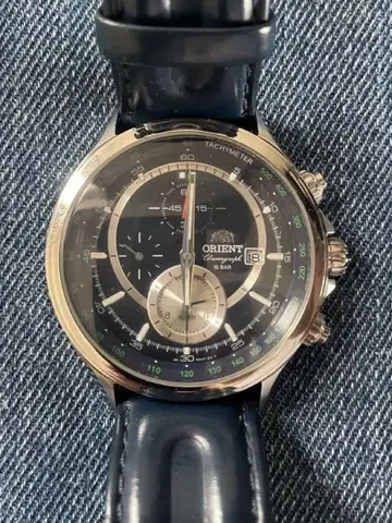 ORIENT 크로노그래프 블랙 다이얼