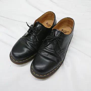 Dr.Martens 닥터마틴 .3홀 드레스 신발 UK9