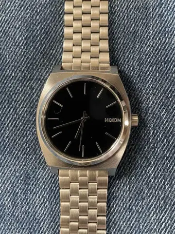 NIXON THE TIME TELLER