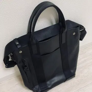 카츠유키 코다마 최고급 가죽 토트백