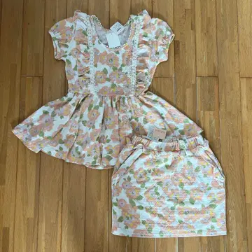 리즈리사 꽃무늬 반팔 상의 미니 스커트 셋업 헤이세이 갸루