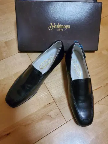 Yoshinoya 블랙 로퍼 여성용 23.5cm