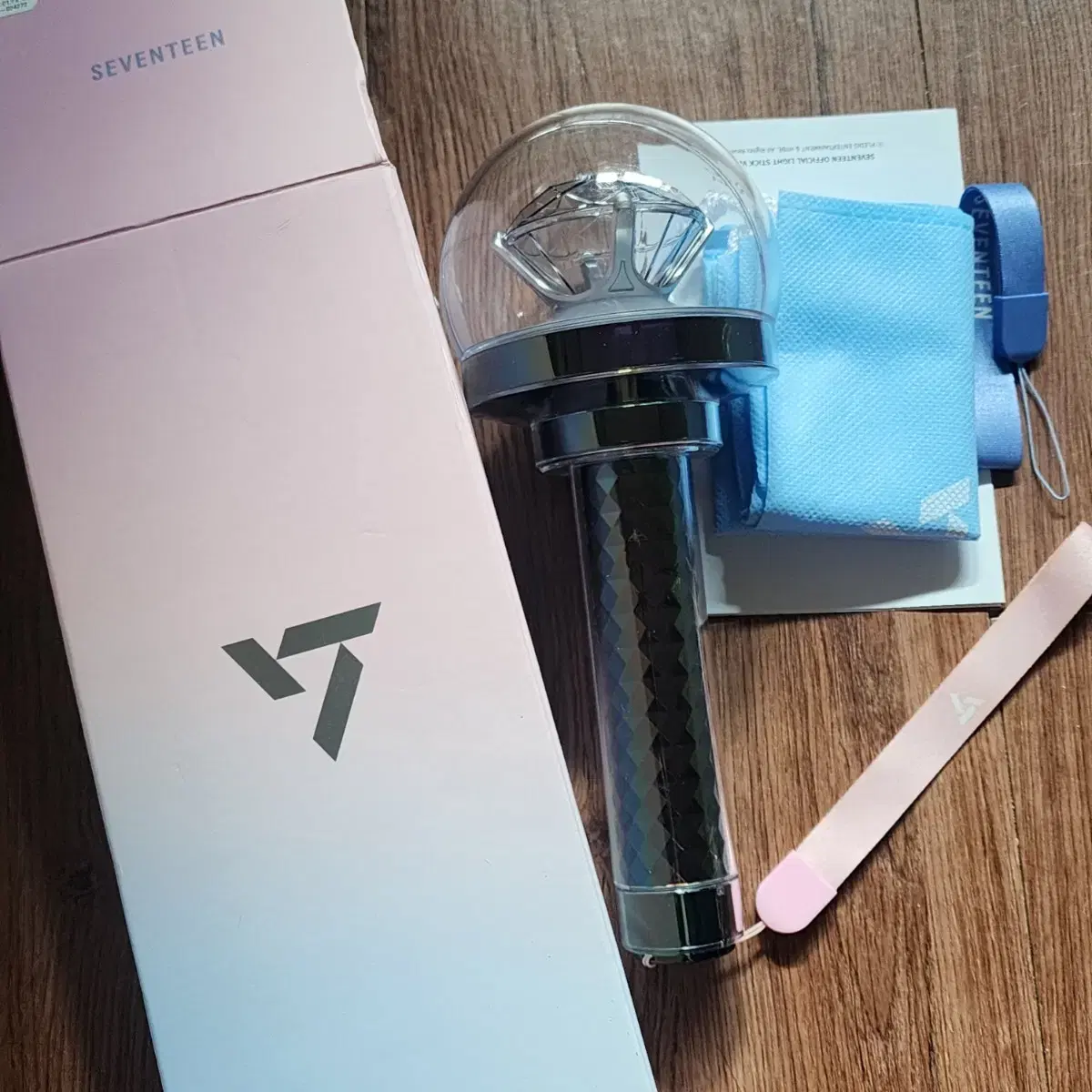 세븐틴 응원봉 캐럿봉 뉴뉴럿봉 양도 판매