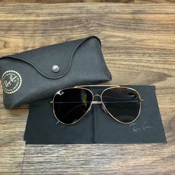 중고 Ray-Ban AVIATOR REVERSE