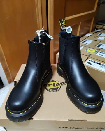 특가 Dr.Martens 블랙 사이드 고어 부츠 가죽 23.5cm